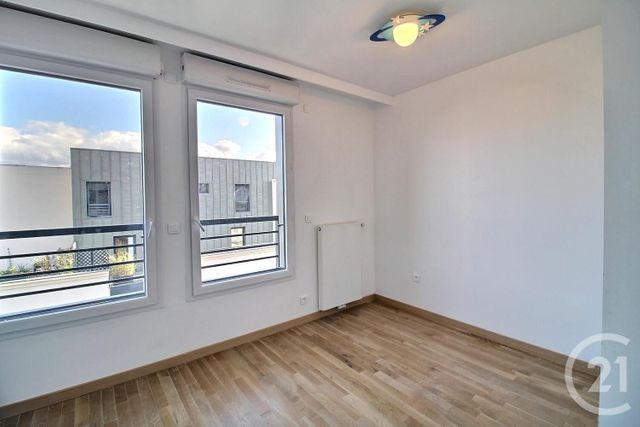 Appartement &agrave; louer - 4 pi&egrave;ces - 80,02 m2 - Joinville Le Pont - 94 - ILE-DE-FRANCE