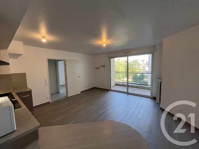 Appartement T2 &agrave; louer - 2 pi&egrave;ces - 45,32 m2 - La Varenne St Hilaire - 94 - ILE-DE-FRANCE