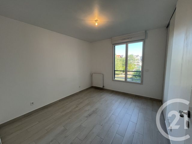 Appartement T2 &agrave; louer - 2 pi&egrave;ces - 45,32 m2 - La Varenne St Hilaire - 94 - ILE-DE-FRANCE