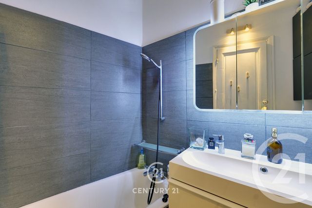 Appartement F3 &agrave; vendre - 4 pi&egrave;ces - 73,11 m2 - Paris - 75015 - ILE-DE-FRANCE