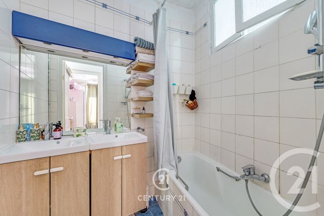 Appartement T4 &agrave; vendre - 4 pi&egrave;ces - 70 m2 - Paris - 75015 - ILE-DE-FRANCE