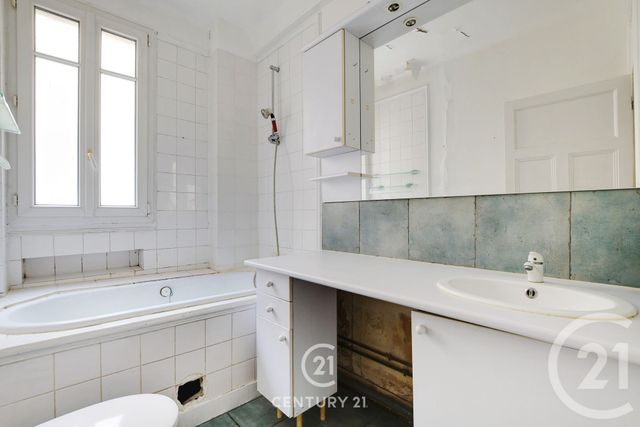 Appartement T3 à vendre - 3 pièces - 68,51 m2 - Paris - 75015 - ILE-DE-FRANCE