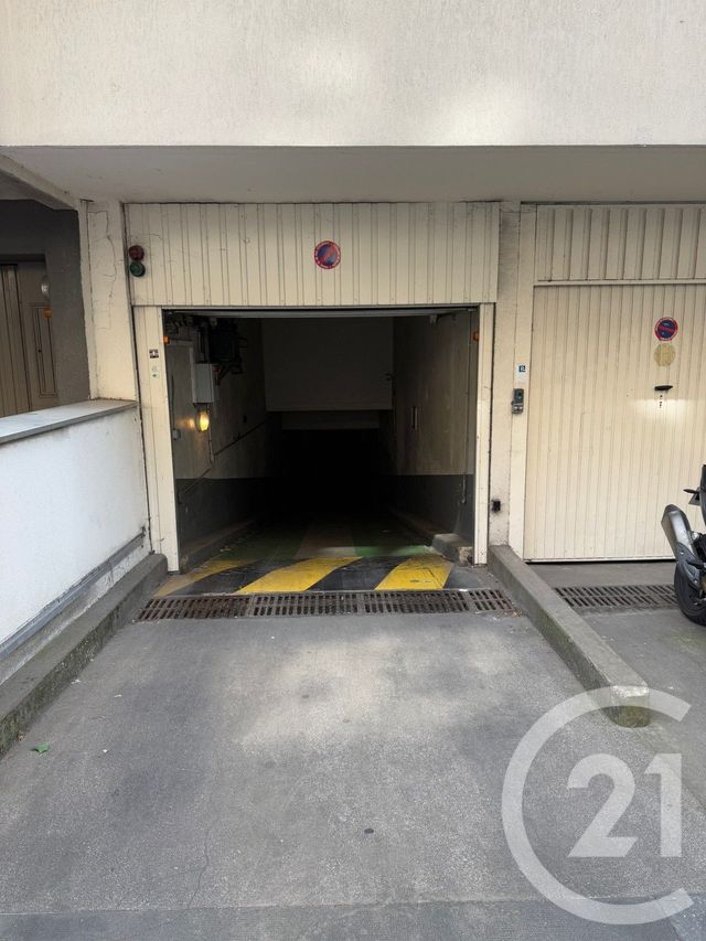 Parking à vendre - 10,12 m2 - Paris - 75015 - ILE-DE-FRANCE