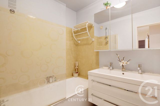 Appartement F2 à vendre - 2 pièces - 49,53 m2 - Paris - 75015 - ILE-DE-FRANCE