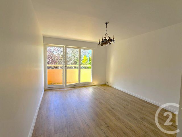 Appartement F3 à vendre - 3 pièces - 61,58 m2 - Epinay Sous Senart - 91 - ILE-DE-FRANCE