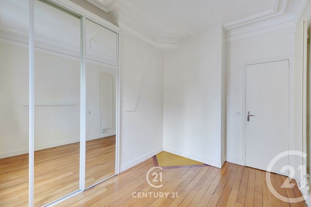 Appartement T3 à vendre - 3 pièces - 42,54 m2 - Paris - 75015 - ILE-DE-FRANCE