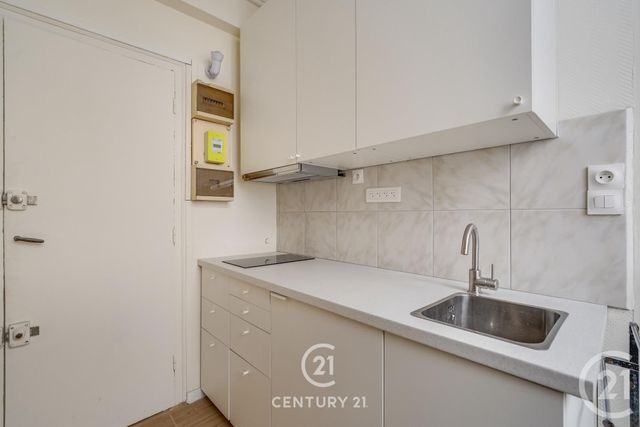 Appartement Studio &agrave; vendre - 1 pi&egrave;ce - 12,67 m2 - Paris - 75015 - ILE-DE-FRANCE