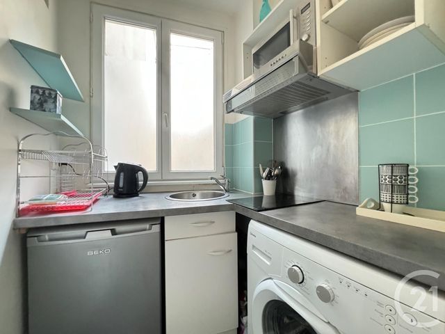 Appartement Studio &agrave; louer - 1 pi&egrave;ce - 23,80 m2 - Paris - 75018 - ILE-DE-FRANCE