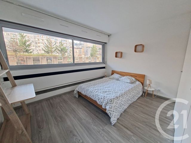 Appartement F2 &agrave; louer - 2 pi&egrave;ces - 44,71 m2 - Paris - 75015 - ILE-DE-FRANCE