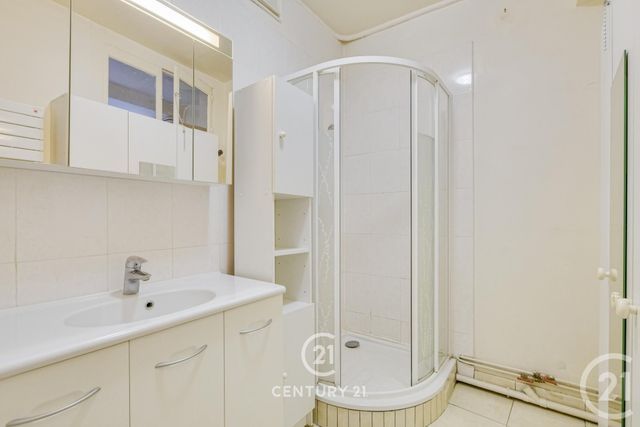 Appartement &agrave; vendre - 4 pi&egrave;ces - 80,30 m2 - Paris - 75019 - ILE-DE-FRANCE