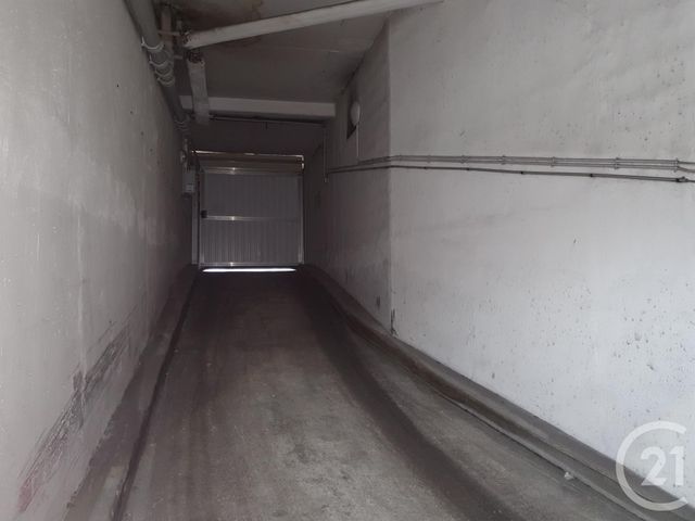 Parking &agrave; louer - 22 m2 - Paris - 75015 - ILE-DE-FRANCE