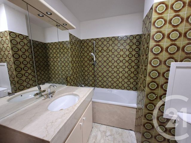 Appartement F1 &agrave; louer - 1 pi&egrave;ce - 30,76 m2 - Paris - 75015 - ILE-DE-FRANCE