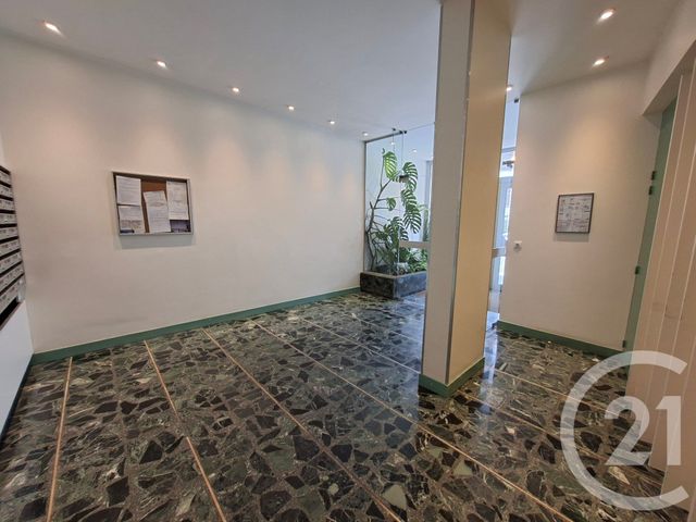 Appartement &agrave; louer - 2 pi&egrave;ces - 56,84 m2 - Paris - 75015 - ILE-DE-FRANCE