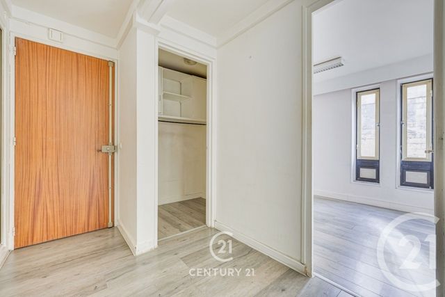 Appartement T4 &agrave; vendre - 4 pi&egrave;ces - 60,51 m2 - Paris - 75015 - ILE-DE-FRANCE