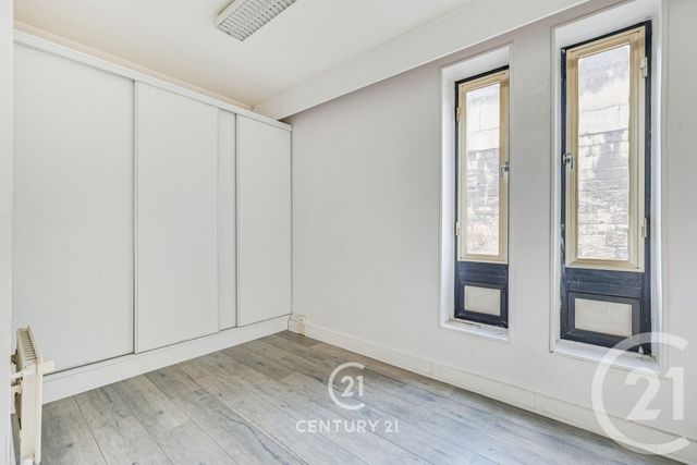 Appartement T4 &agrave; vendre - 4 pi&egrave;ces - 60,51 m2 - Paris - 75015 - ILE-DE-FRANCE
