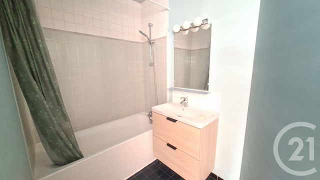 Appartement F2 &agrave; louer - 2 pi&egrave;ces - 48,17 m2 - Paris - 75015 - ILE-DE-FRANCE