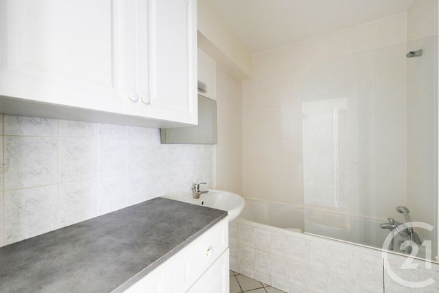 Appartement F4 &agrave; vendre - 4 pi&egrave;ces - 70 m2 - Paris - 75015 - ILE-DE-FRANCE