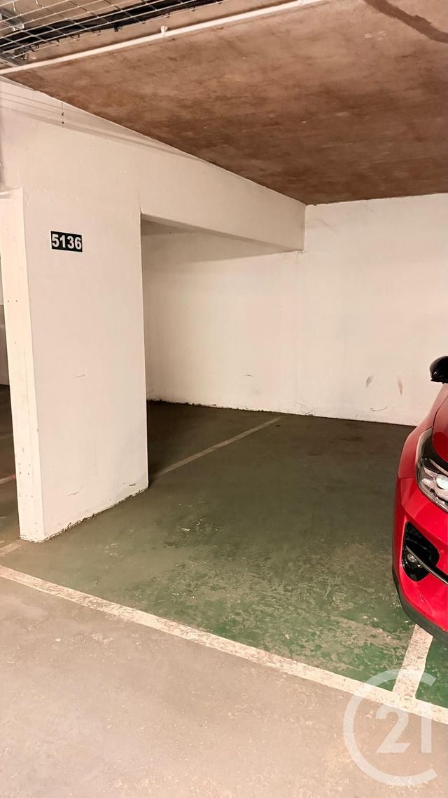 parking - ISSY LES MOULINEAUX - 92