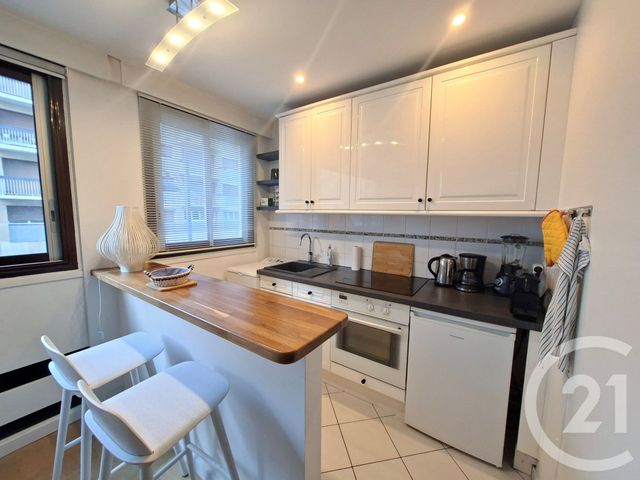 Appartement F2 &agrave; louer - 2 pi&egrave;ces - 44,22 m2 - Paris - 75015 - ILE-DE-FRANCE