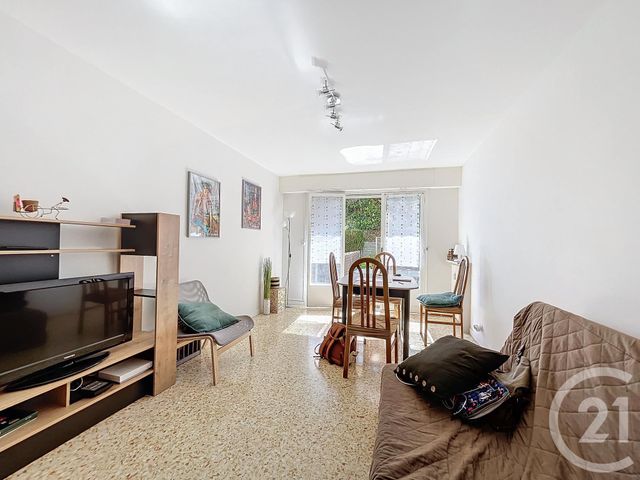 Appartement F3 &agrave; louer - 3 pi&egrave;ces - 60,41 m2 - Nice - 06 - PROVENCE-ALPES-COTE-D-AZUR