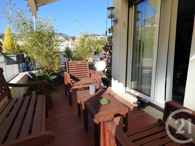 Appartement F1 à louer - 1 pièce - 23,60 m2 - Nice - 06 - PROVENCE-ALPES-COTE-D-AZUR