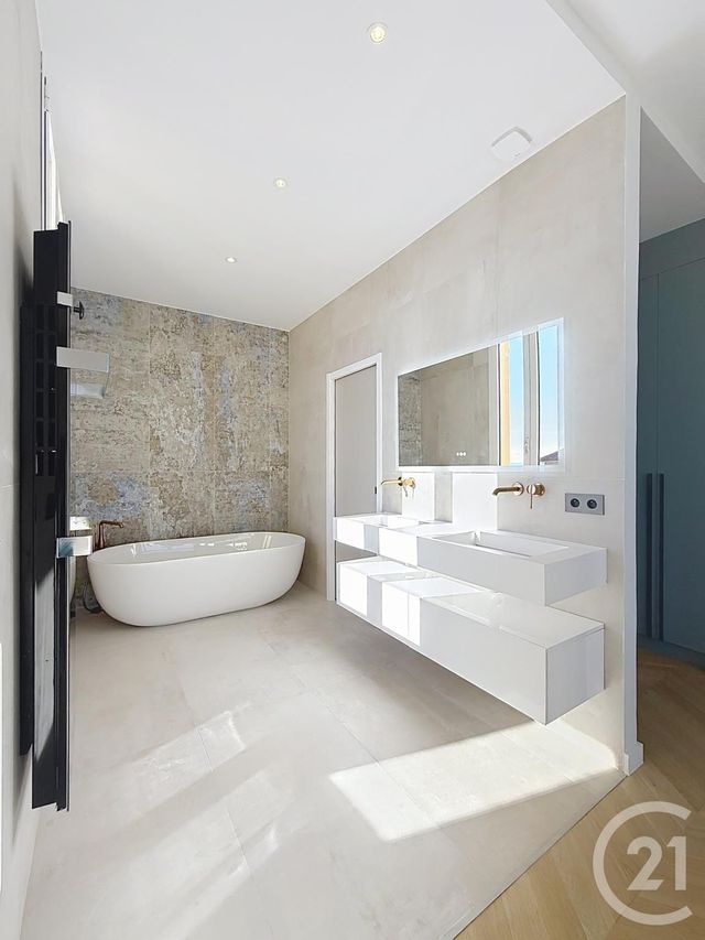 Maison à vendre - 9 pièces - 295 m2 - Nice - 06 - PROVENCE-ALPES-COTE-D-AZUR