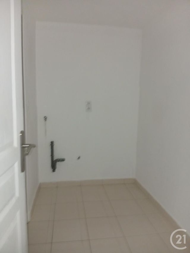 Appartement Studio à louer - 1 pièce - 28,09 m2 - Le Broc - 06 - PROVENCE-ALPES-COTE-D-AZUR