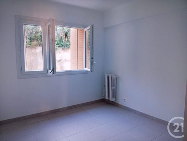 Appartement F2 &agrave; louer - 2 pi&egrave;ces - 57,17 m2 - Nice - 06 - PROVENCE-ALPES-COTE-D-AZUR
