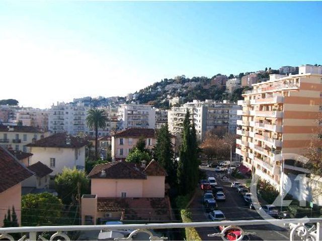 Appartement F4 à louer - 5 pièces - 88,56 m2 - Nice - 06 - PROVENCE-ALPES-COTE-D-AZUR