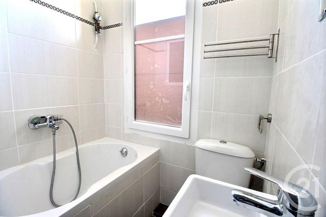 Appartement Studio &agrave; louer - 1 pi&egrave;ce - 13,42 m2 - Nice - 06 - PROVENCE-ALPES-COTE-D-AZUR