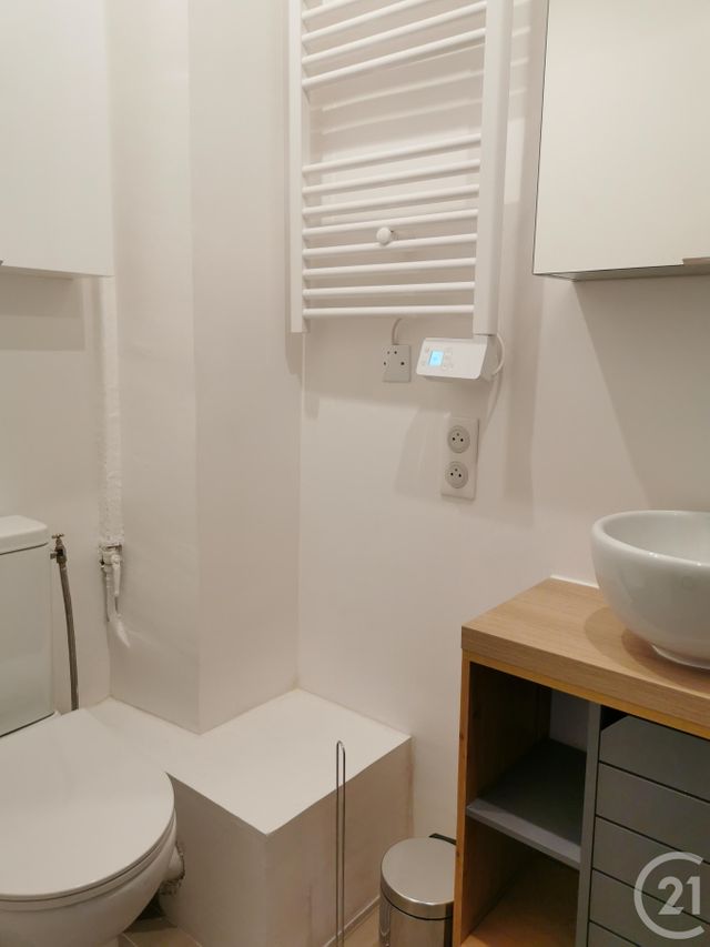 Appartement F2 &agrave; louer - 2 pi&egrave;ces - 36,86 m2 - Nice - 06 - PROVENCE-ALPES-COTE-D-AZUR