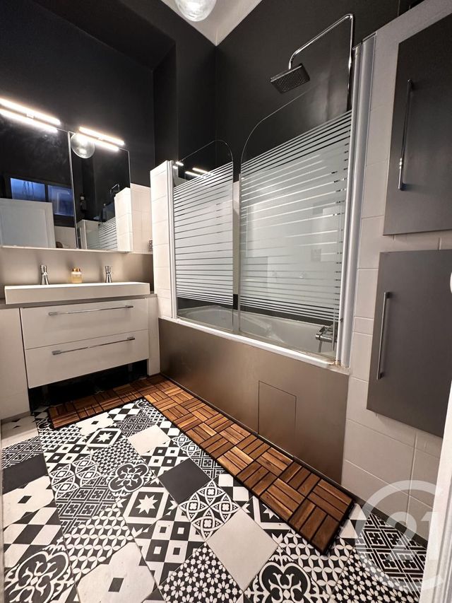 Appartement F3 &agrave; louer - 3 pi&egrave;ces - 95,03 m2 - Nice - 06 - PROVENCE-ALPES-COTE-D-AZUR