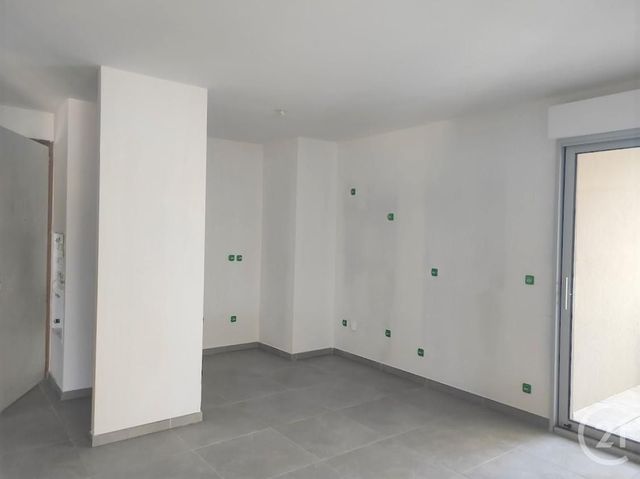 Appartement F2 &agrave; louer - 2 pi&egrave;ces - 41,63 m2 - Mougins - 06 - PROVENCE-ALPES-COTE-D-AZUR