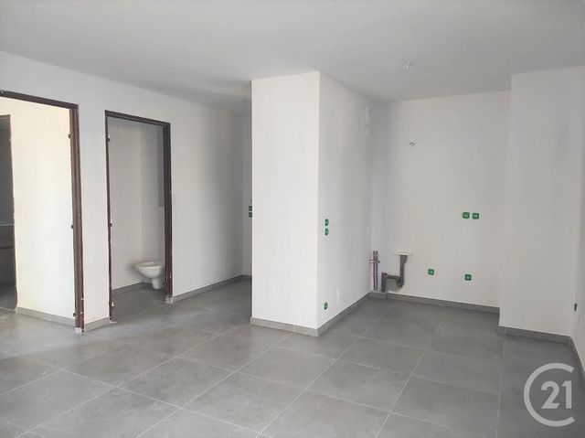 Appartement F2 &agrave; louer - 2 pi&egrave;ces - 41,63 m2 - Mougins - 06 - PROVENCE-ALPES-COTE-D-AZUR