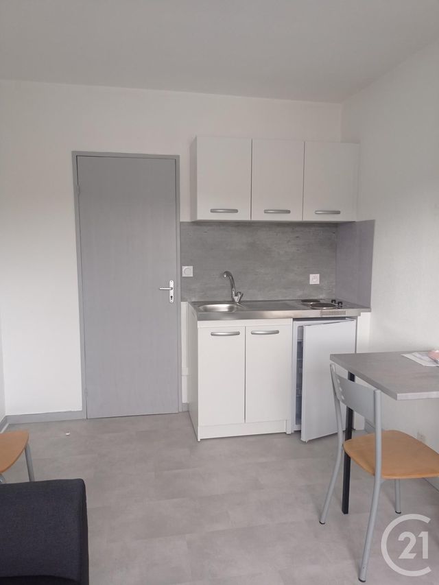 Appartement Studio &agrave; louer - 1 pi&egrave;ce - 16,41 m2 - Morteau - 25 - FRANCHE-COMTE