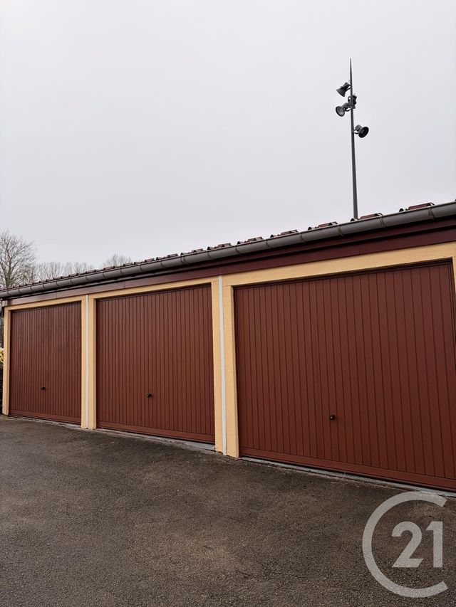 Parking à louer - 15 m2 - Morteau - 25 - FRANCHE-COMTE