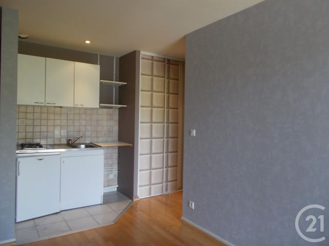 Appartement &agrave; louer - 2 pi&egrave;ces - 30,74 m2 - Morteau - 25 - FRANCHE-COMTE