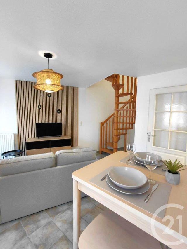 Appartement &agrave; louer - 2 pi&egrave;ces - 46,60 m2 - Morteau - 25 - FRANCHE-COMTE