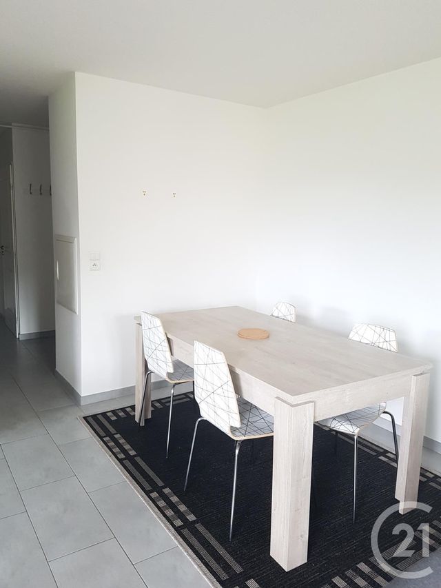 Appartement F3 &agrave; louer - 3 pi&egrave;ces - 64,91 m2 - Montlebon - 25 - FRANCHE-COMTE