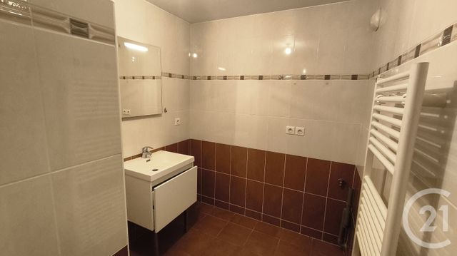 Appartement F4 &agrave; louer - 4 pi&egrave;ces - 82,04 m2 - Les Fins - 25 - FRANCHE-COMTE
