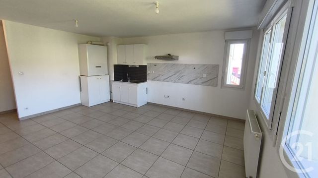 Appartement F4 &agrave; louer - 4 pi&egrave;ces - 82,04 m2 - Les Fins - 25 - FRANCHE-COMTE