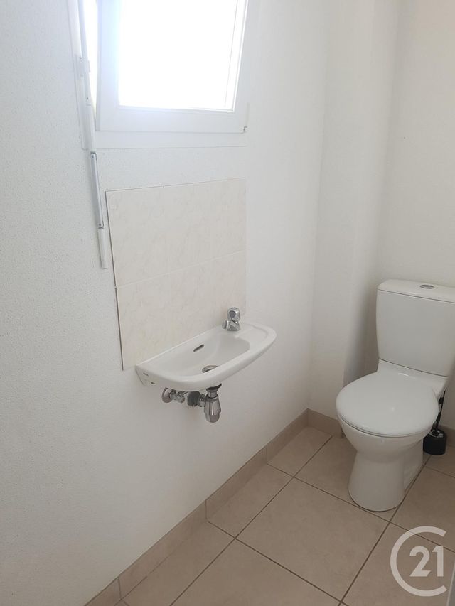 Maison &agrave; louer - 4 pi&egrave;ces - 95,66 m2 - Orchamps Vennes - 25 - FRANCHE-COMTE