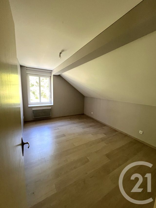 Appartement F3 &agrave; louer - 3 pi&egrave;ces - 57,30 m2 - Morteau - 25 - FRANCHE-COMTE