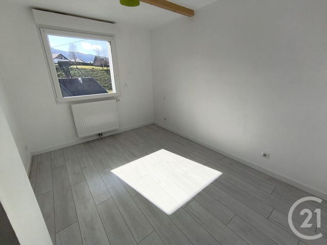 Maison &agrave; louer - 5 pi&egrave;ces - 69 m2 - Montlebon - 25 - FRANCHE-COMTE