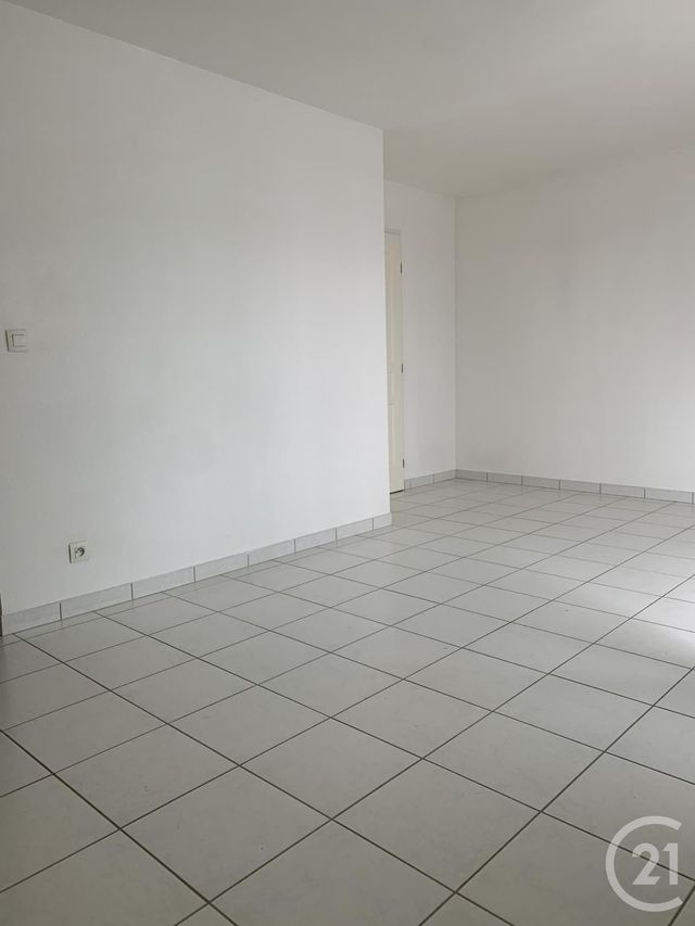 Appartement Studio &agrave; louer - 1 pi&egrave;ce - 30,58 m2 - Morteau - 25 - FRANCHE-COMTE
