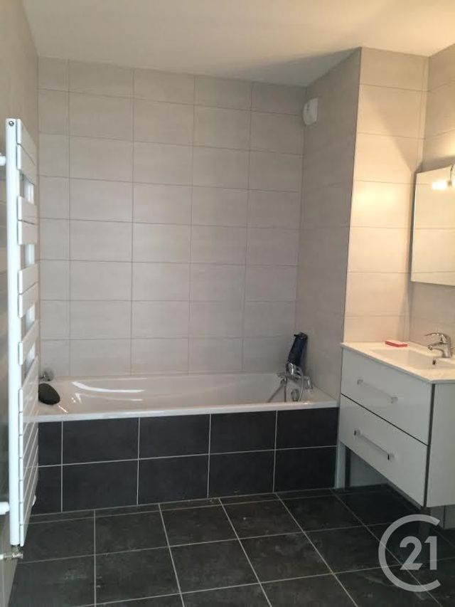 Appartement F3 &agrave; louer - 3 pi&egrave;ces - 62,34 m2 - Morteau - 25 - FRANCHE-COMTE