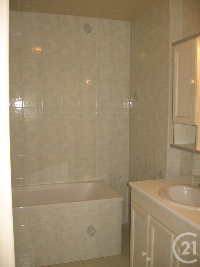 Appartement F4 &agrave; louer - 4 pi&egrave;ces - 97,61 m2 - Morteau - 25 - FRANCHE-COMTE