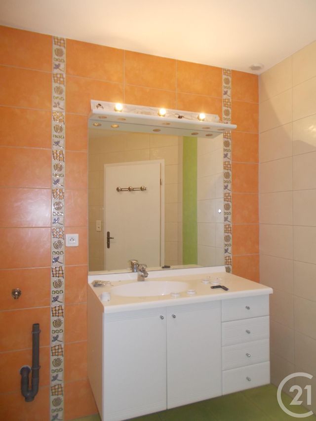 Appartement F2 &agrave; louer - 2 pi&egrave;ces - 74 m2 - Les Fins - 25 - FRANCHE-COMTE