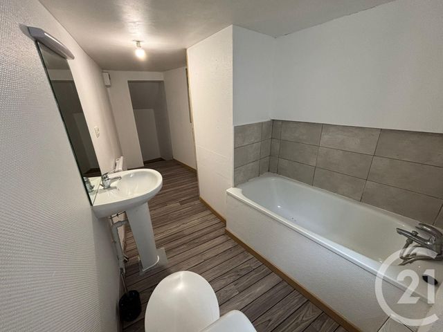 Appartement F3 &agrave; louer - 3 pi&egrave;ces - 64,60 m2 - Morteau - 25 - FRANCHE-COMTE
