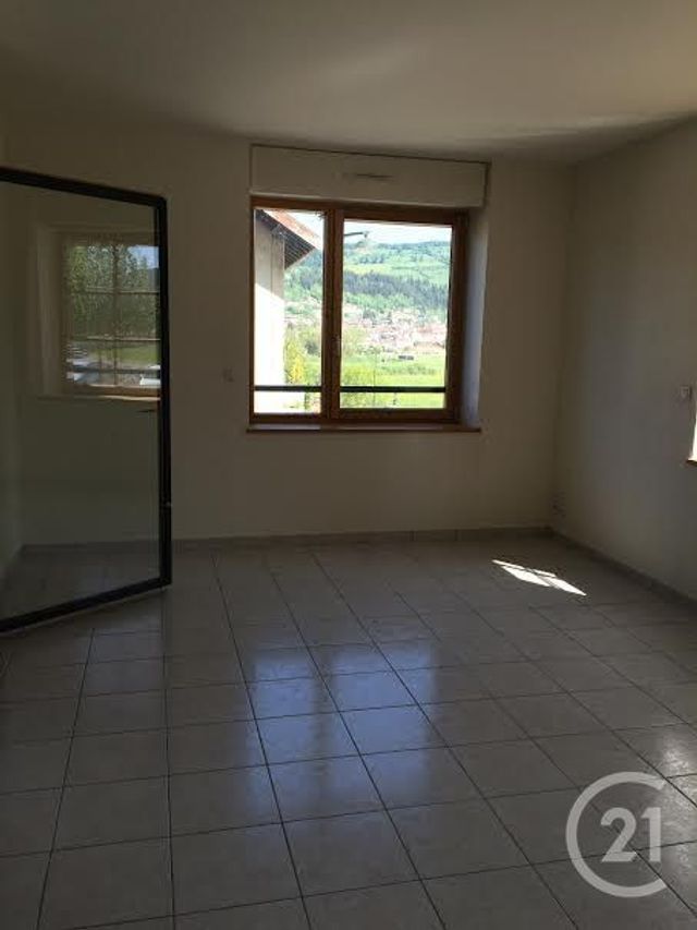 Appartement F2 &agrave; louer - 2 pi&egrave;ces - 50 m2 - Montlebon - 25 - FRANCHE-COMTE